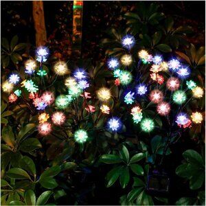 Newest Solar Powered Decorative Lights with Larger Solar Capacity for Tree
